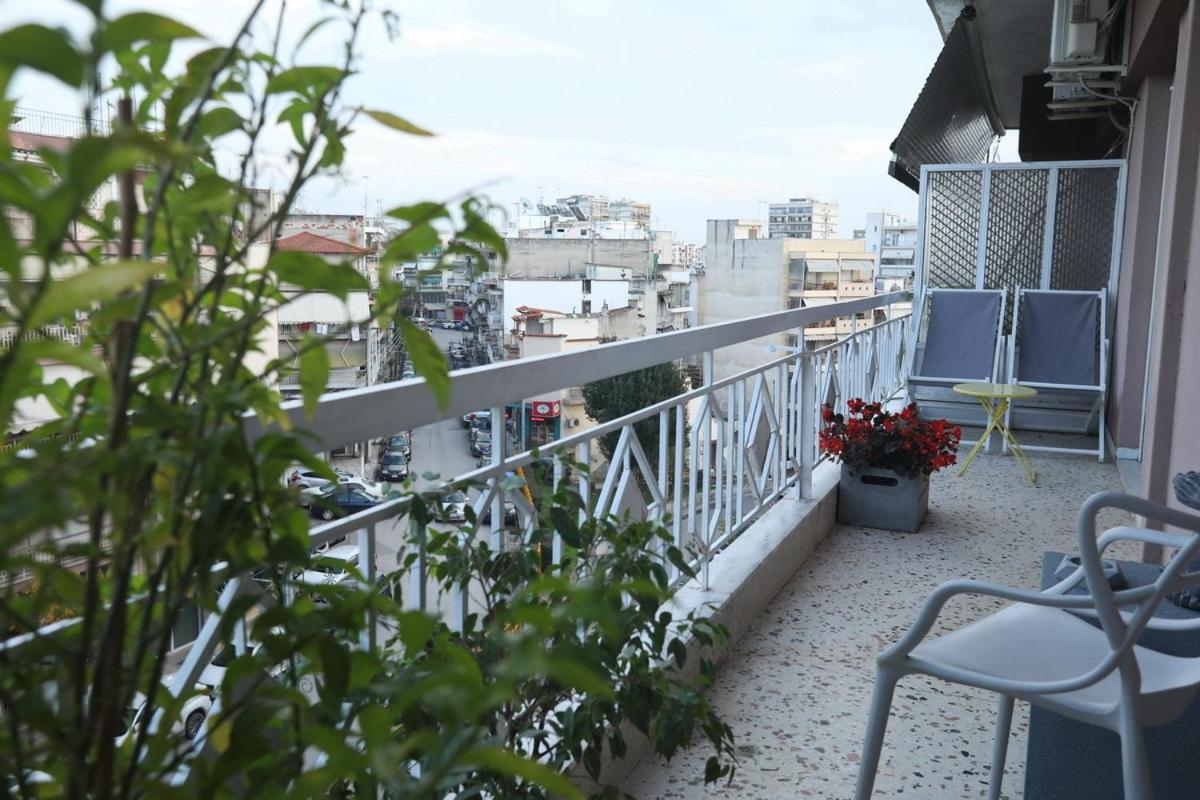 Leoforos 28Is Oktovriou Apartment Thessaloniki Exterior photo