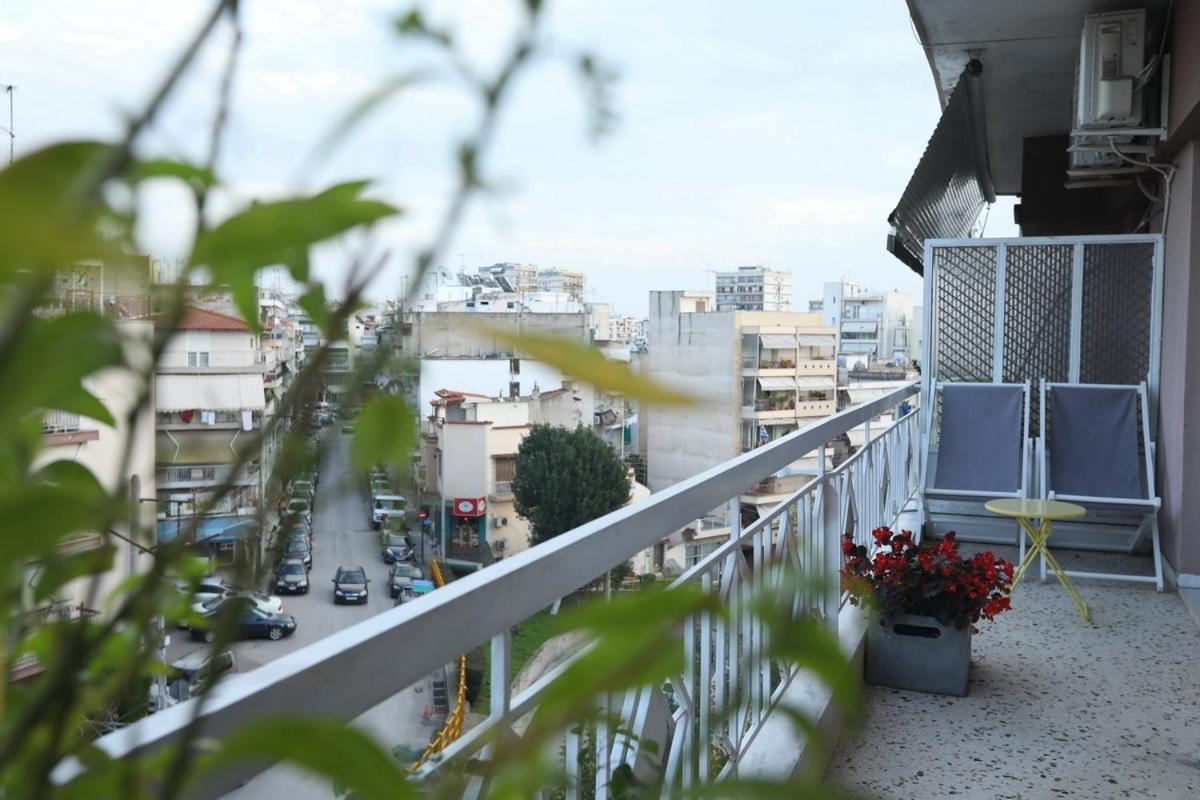 Leoforos 28Is Oktovriou Apartment Thessaloniki Exterior photo